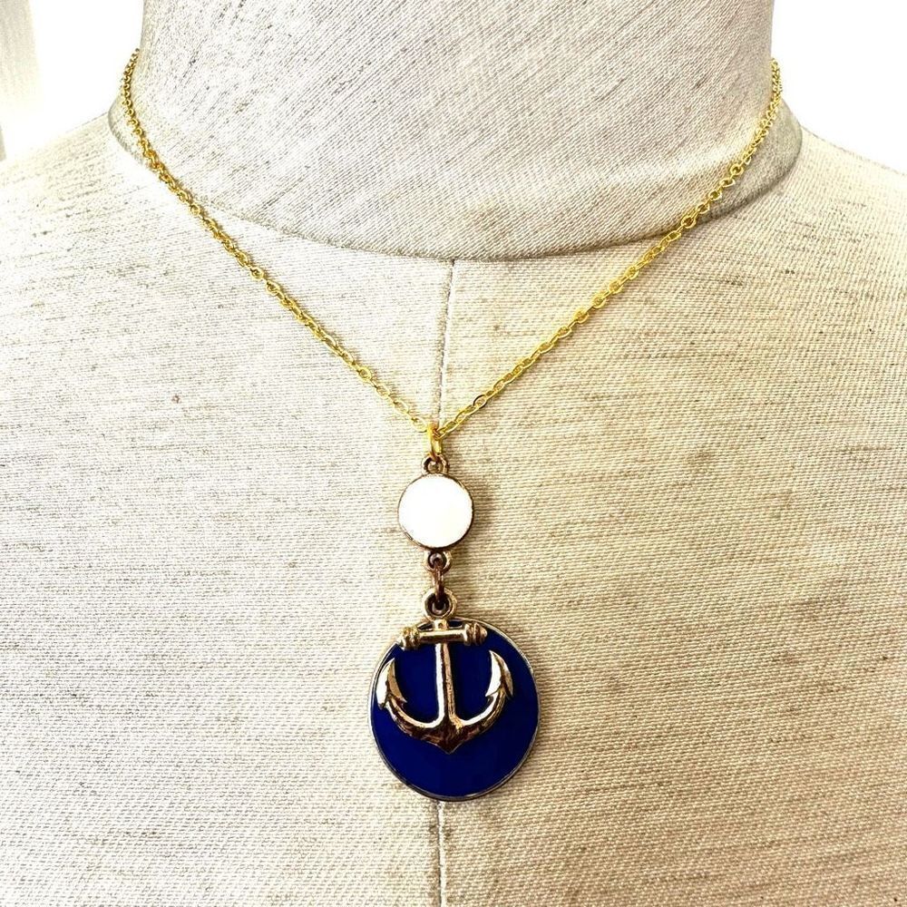 Gold tone anchor nautical pendant necklace
